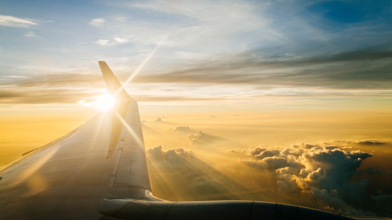  Horizonte pela janela de um avião