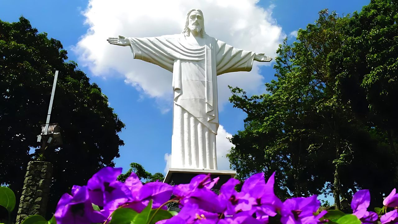 Foto de Divulgação: Cristo em Serra Negra